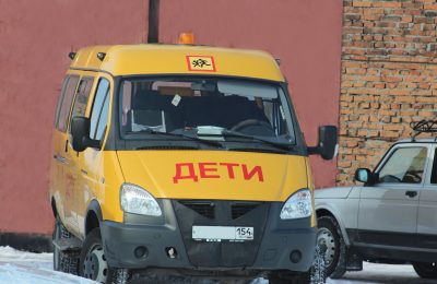 Школьные автобусы Усть-Таркского района проверили на готовность к технической эксплуатации