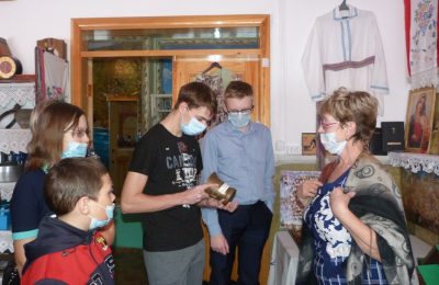 Ребята из клуба волонтеров и «Подросток» КЦСОН посетили музей Еланки
