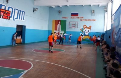 В блиц-турнире по баскетболу боролись мужские команды Усть-Таркского района