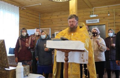 Принесение ковчега с мощами святого благоверного князя Александра Невского в Каинскую епархию
