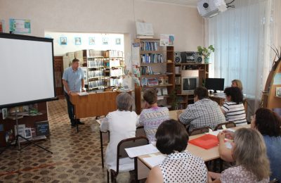 Библиотекари Усть-Таркского района учились новым методам работы