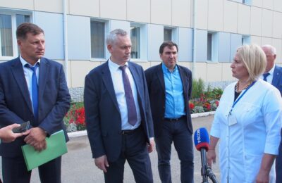 Губернатор проверил ход реализации нацпроектов в Усть-Таркском районе