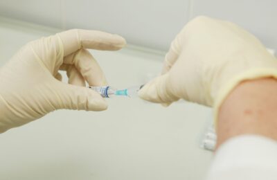 В Новосибирской области активно проводится иммунизация профессиональных групп, подлежащих обязательной вакцинации