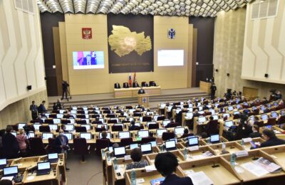 Депутаты Законодательного Собрания единогласно одобрили отчётный доклад губернатора Андрея Травникова