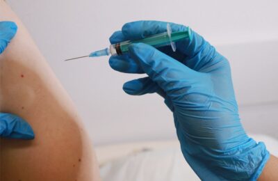 В Новосибирской области более 1,6 миллиона жителей прошли полный курс вакцинации