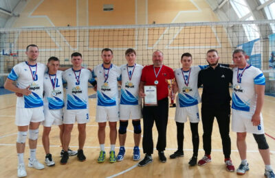 Волейболисты Усть-Таркского района стали призерами сельских спортивных игр