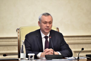 Андрей Травников поздравил жителей Усть-Таркского района с юбилеем