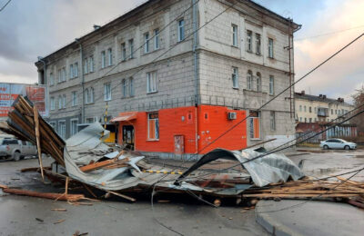 Последствия урагана оперативно устранили в Новосибирской области