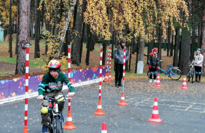 Юные инспекторы Усть-Таркского района приняли участие в областном фестивале «Безопасное колесо»