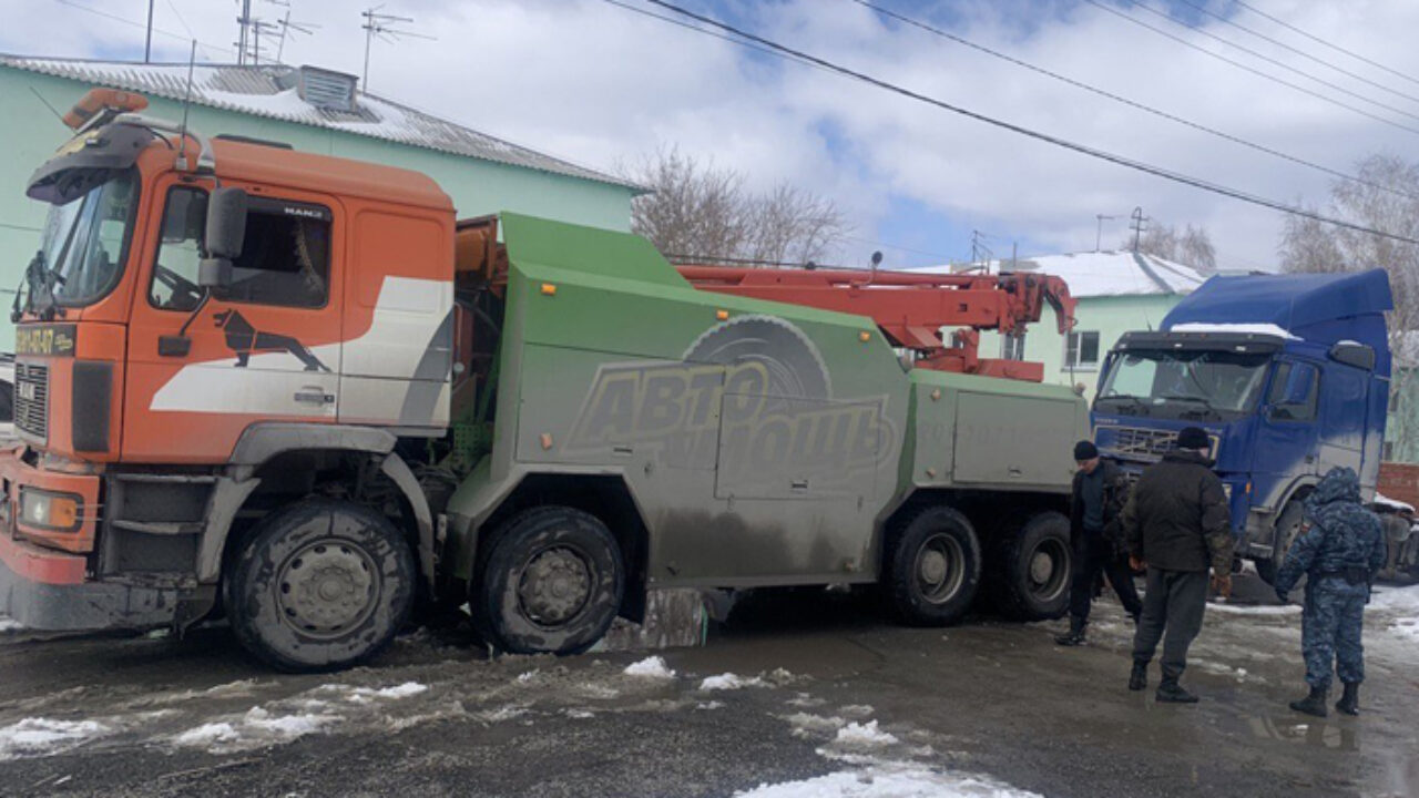 Тягач Volvo и два полуприцепа забрали за долги у жителя Новосибирской  области - Знамя труда