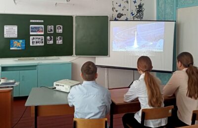 Ученики Ново-Никольской школы отправились в космическое путешествие