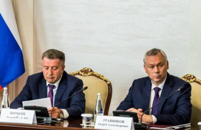 Губернатор Андрей Травников приказал решать любые проблемы участников СВО и их близких