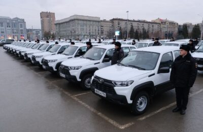 Участковым из Новосибирской области вручили новые служебные автомобили