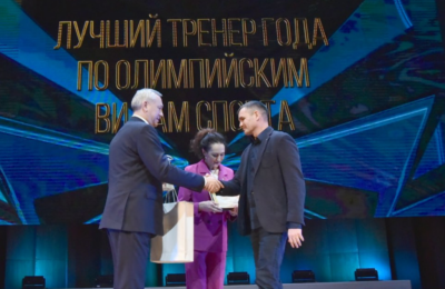 Губернатор Новосибирской области наградил лучших спортсменов и тренеров года