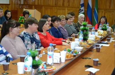 В администрации Усть-Таркского района прошла встреча с родственниками бойцов СВО