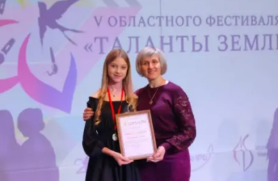 Жительница Усть-Тарки победила в V областном фестивале молодых дарований
