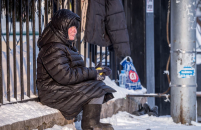 Почти 1000 бездомных в Новосибирской области вернулись к социальной жизни за год