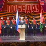 Андрей Травников: Вечная память павшим, низкий поклон ветеранам, слава народу-победителю, с днём Великой Победы!