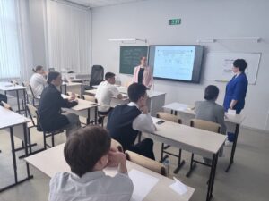 В Новосибирской области увеличилось число выпускников, сдающих ЕГЭ по математике и естественно-научным предметам