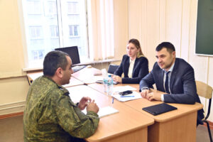 Участники проекта «Герои НовоСибири» обсудили со своими наставниками планы стажировок и цели дальнейшего развития