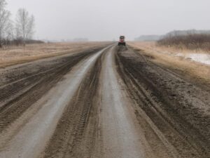 Нацпроект позволил отремонтировать дорогу к историческому форпосту в Каргатском районе