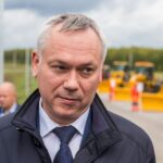 Андрей Травников поздравил новосибирцев с 1 сентября в мессенджере Maх