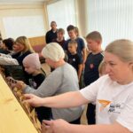 В Щербаковском Доме культуры состоялся мастер-класс по плетению маскировочных сетей