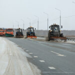 Дорожные службы НСО приведены в усиленный режим работы для оперативной очистки трасс от снега