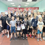 Юные силачи Усть-Таркского района выявили лучших в жиме классическом