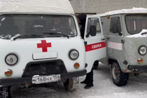 Новосибирские волонтеры отправили в зону СВО первую партию автомобилей скорой помощи