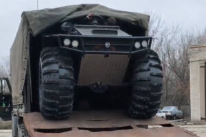 Более 350 большегрузов с гуманитарной помощью отправлено от Новосибирской области в зону СВО с начала года