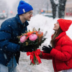 Новосибирцам советуют отказаться от гиацинтов и хризантем на 8 Марта