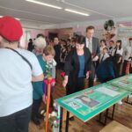 «Парты Героя» открыли в Яркульской школе