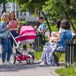 Многодетные новосибирцы с долгами получили защиту от судебных приставов