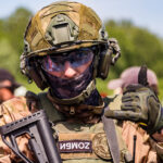 В Новосибирской области действует широкий спектр мер поддержки участников СВО