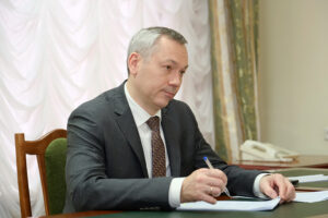 Губернатор Травников поддержал идею создания в областном центре Аллеи памяти бойцов СВО