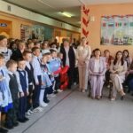 Последний звонок прозвенел для выпускников школ Усть-Таркского района