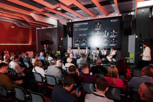 ИИ без барьеров: «Ростелеком» объединяет разработчиков для промышленного внедрения искусственного интеллекта