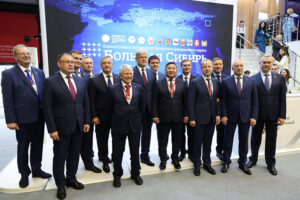 Стенд «Большая Сибирь» начал свою работу на площадке ПМЭФ-2026