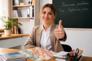 Зарплаты бюджетникам на 7,5% повысят с 1 октября в Новосибирской области