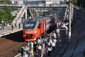 Льготный проезд по соцкарте стал доступен в электричках из Новосибирска